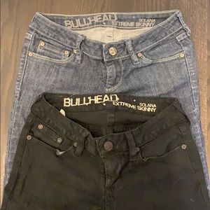 Bullhead extreme skinny solans jeans. 2 pack!